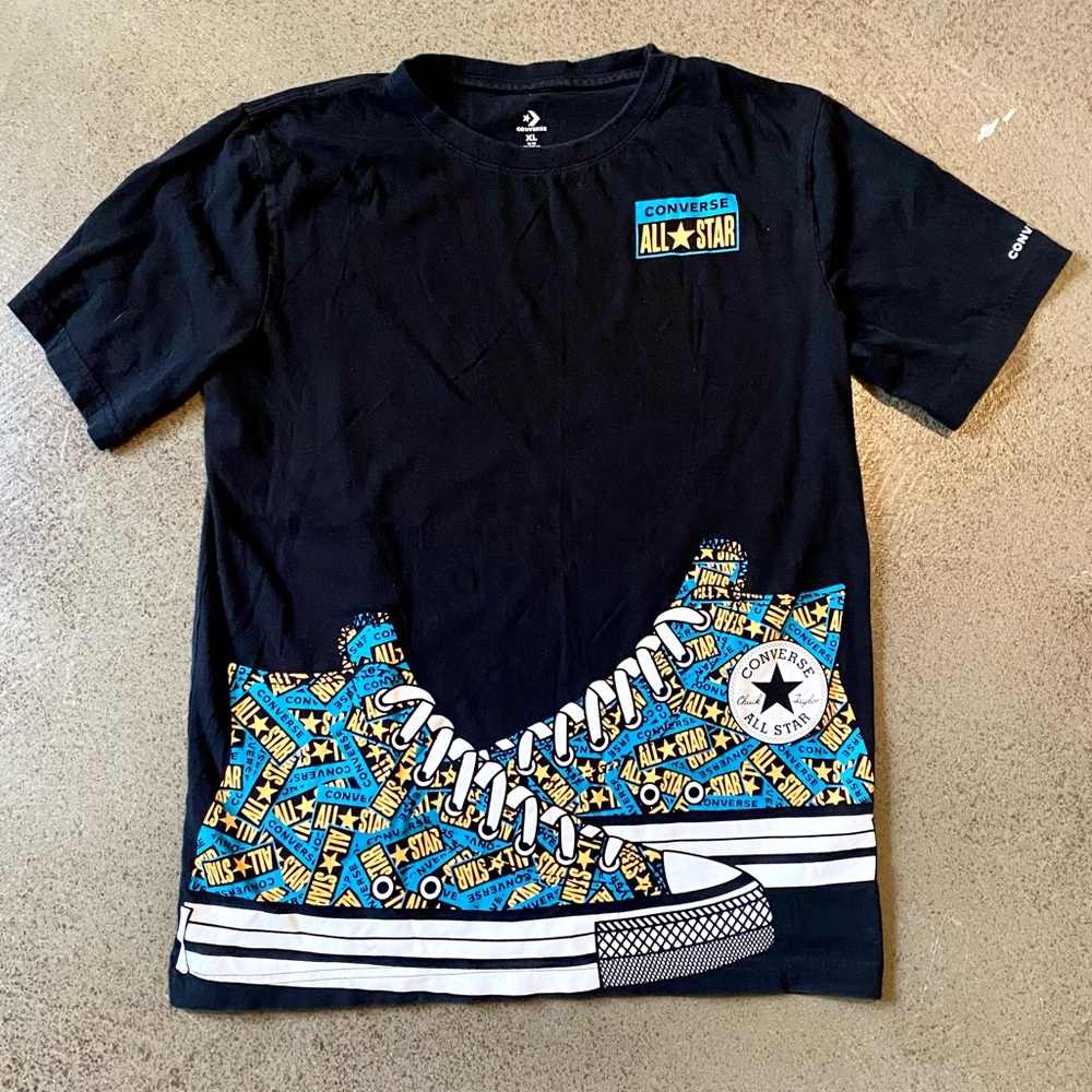 Converse Graphic High Top Sneakers Tee. Boys XL.